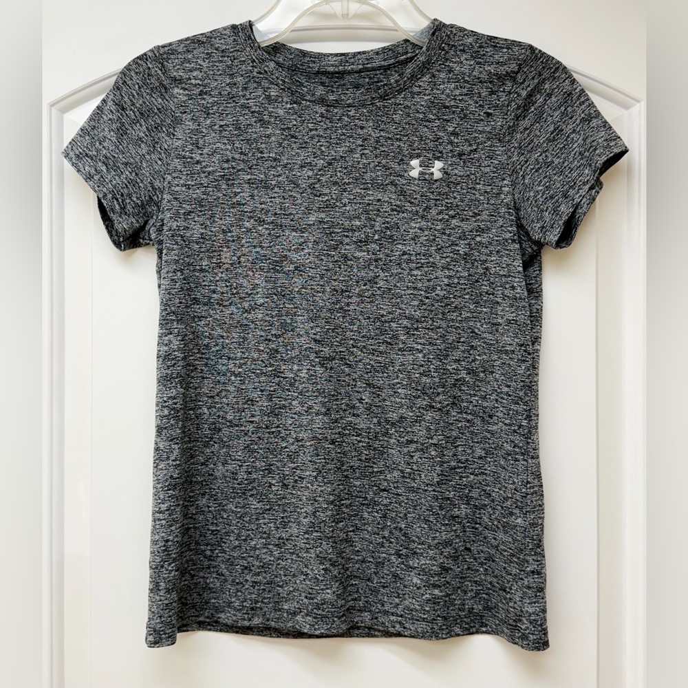 109:  Under Armour Women's Charcoal Heather Short Sleeve Performance Tee - Small